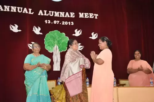 Alumnae-Meet-2013-10