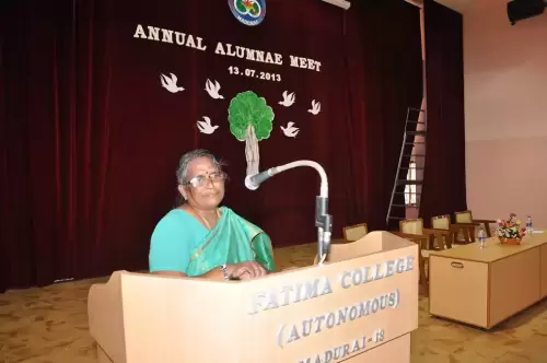 Alumnae-Meet-2013-14